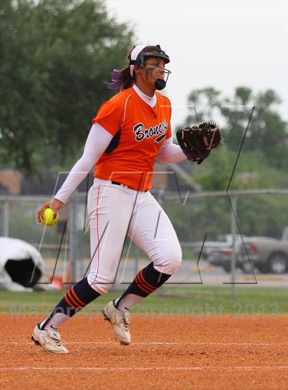 Thumbnail 2 in Deer Park vs Fort Bend Bush (UIL 5A Bi-District Playoff) photogallery.