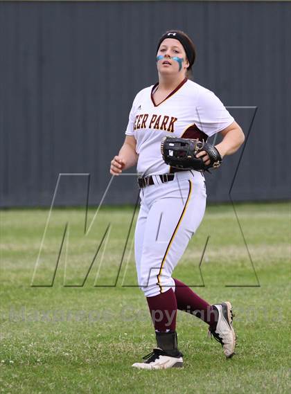 Thumbnail 3 in Deer Park vs Fort Bend Bush (UIL 5A Bi-District Playoff) photogallery.