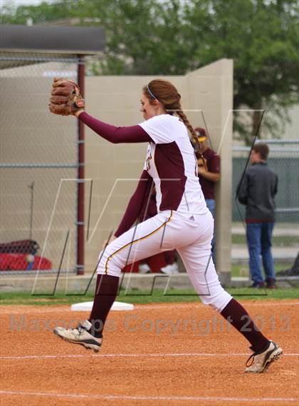 Thumbnail 1 in Deer Park vs Fort Bend Bush (UIL 5A Bi-District Playoff) photogallery.