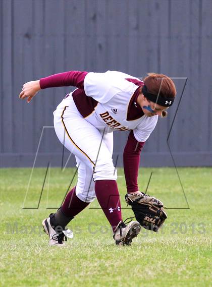 Thumbnail 3 in Deer Park vs Fort Bend Bush (UIL 5A Bi-District Playoff) photogallery.