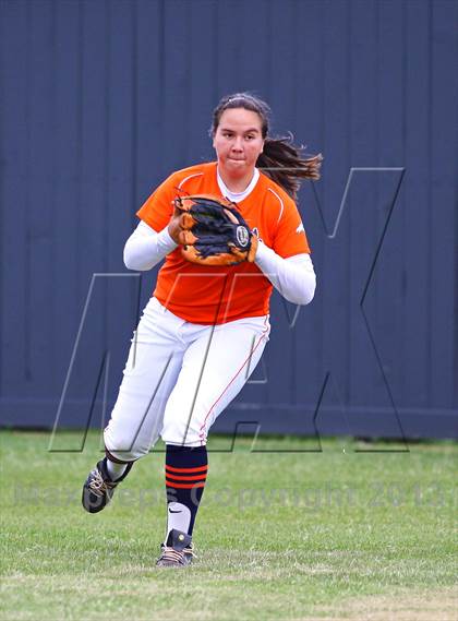 Thumbnail 3 in Deer Park vs Fort Bend Bush (UIL 5A Bi-District Playoff) photogallery.