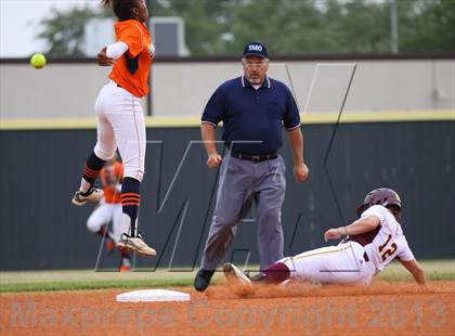 Thumbnail 1 in Deer Park vs Fort Bend Bush (UIL 5A Bi-District Playoff) photogallery.