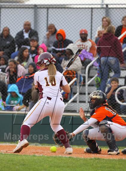 Thumbnail 2 in Deer Park vs Fort Bend Bush (UIL 5A Bi-District Playoff) photogallery.
