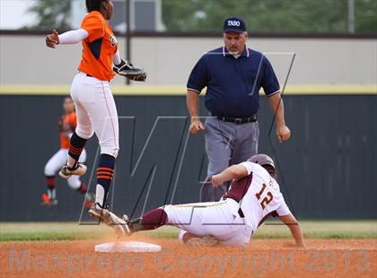 Thumbnail 2 in Deer Park vs Fort Bend Bush (UIL 5A Bi-District Playoff) photogallery.