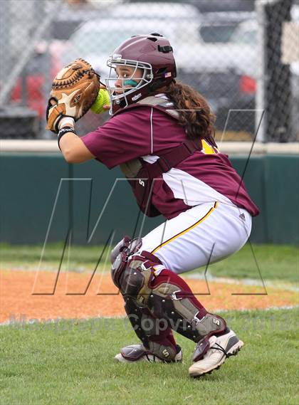 Thumbnail 2 in Deer Park vs Fort Bend Bush (UIL 5A Bi-District Playoff) photogallery.