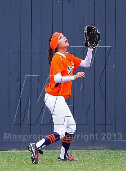 Thumbnail 3 in Deer Park vs Fort Bend Bush (UIL 5A Bi-District Playoff) photogallery.