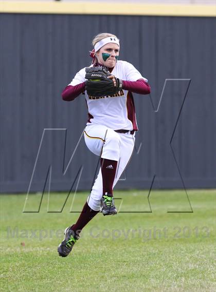 Thumbnail 2 in Deer Park vs Fort Bend Bush (UIL 5A Bi-District Playoff) photogallery.