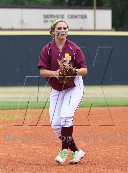 Thumbnail 2 in Deer Park vs Fort Bend Bush (UIL 5A Bi-District Playoff) photogallery.