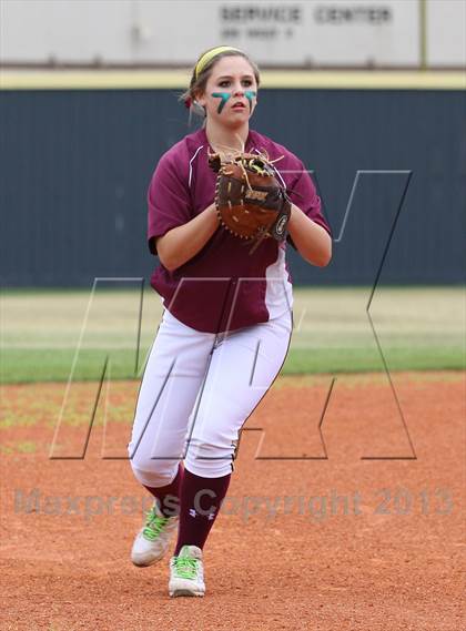 Thumbnail 1 in Deer Park vs Fort Bend Bush (UIL 5A Bi-District Playoff) photogallery.