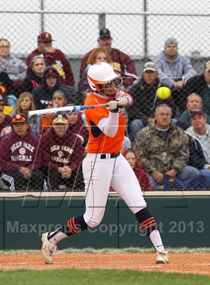 Thumbnail 3 in Deer Park vs Fort Bend Bush (UIL 5A Bi-District Playoff) photogallery.