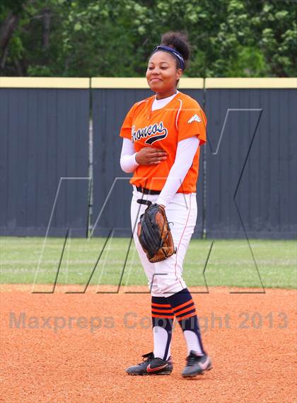 Thumbnail 1 in Deer Park vs Fort Bend Bush (UIL 5A Bi-District Playoff) photogallery.