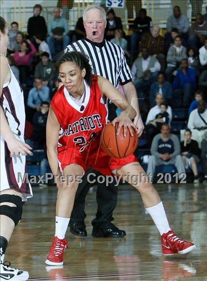 Thumbnail 2 in Ossining vs. Binghamton (NYSPHSAA Class AA Regional Final) photogallery.