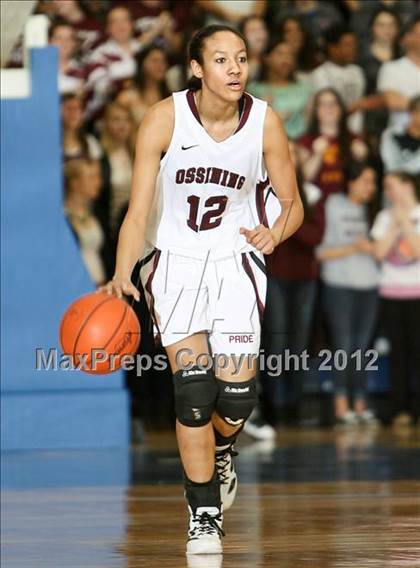 Thumbnail 3 in Ossining vs. Binghamton (NYSPHSAA Class AA Regional Final) photogallery.