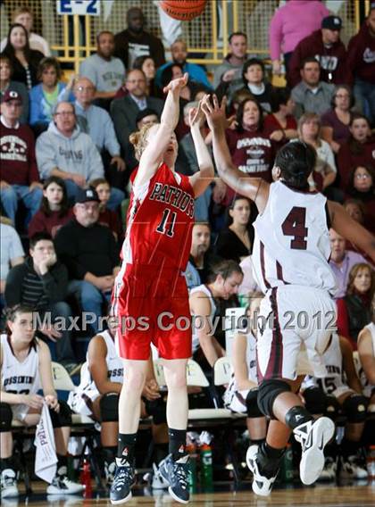 Thumbnail 1 in Ossining vs. Binghamton (NYSPHSAA Class AA Regional Final) photogallery.