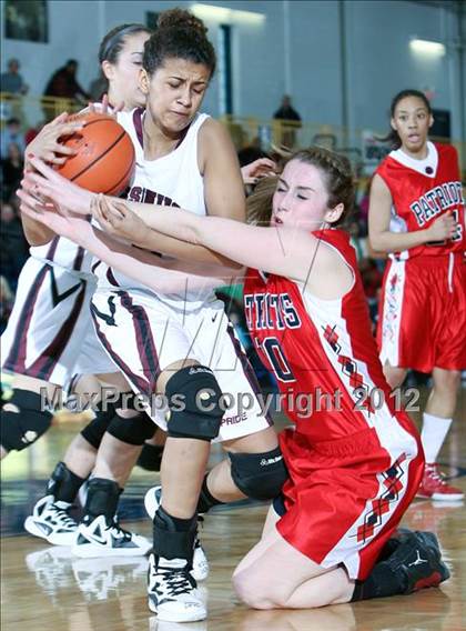 Thumbnail 2 in Ossining vs. Binghamton (NYSPHSAA Class AA Regional Final) photogallery.