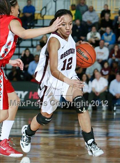 Thumbnail 2 in Ossining vs. Binghamton (NYSPHSAA Class AA Regional Final) photogallery.