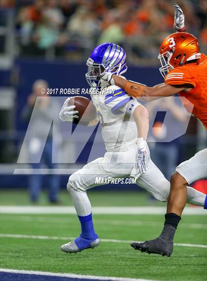 Thumbnail 3 in Brock vs. Kemp (UIL 3A D1 Semifinal) photogallery.