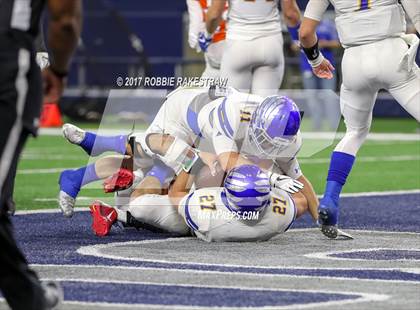 Thumbnail 2 in Brock vs. Kemp (UIL 3A D1 Semifinal) photogallery.