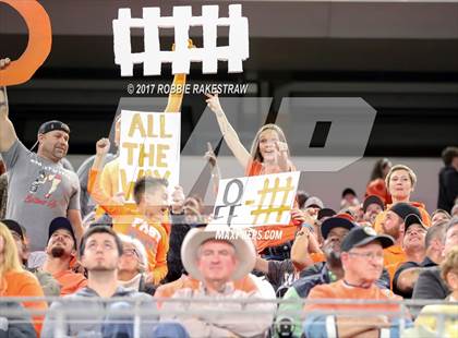 Thumbnail 1 in Brock vs. Kemp (UIL 3A D1 Semifinal) photogallery.