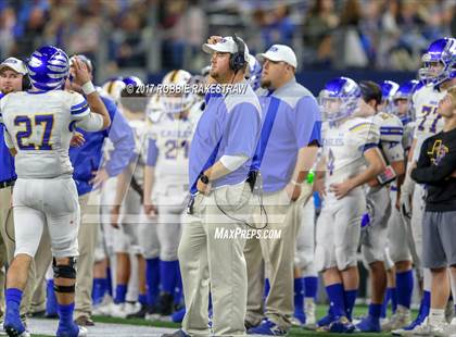 Thumbnail 2 in Brock vs. Kemp (UIL 3A D1 Semifinal) photogallery.