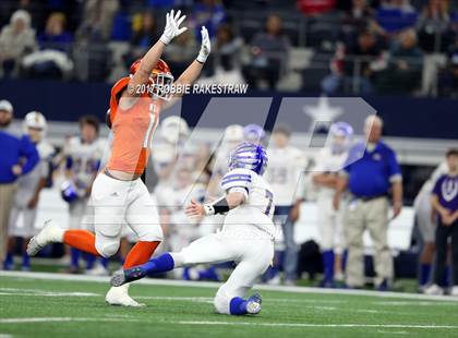 Thumbnail 2 in Brock vs. Kemp (UIL 3A D1 Semifinal) photogallery.