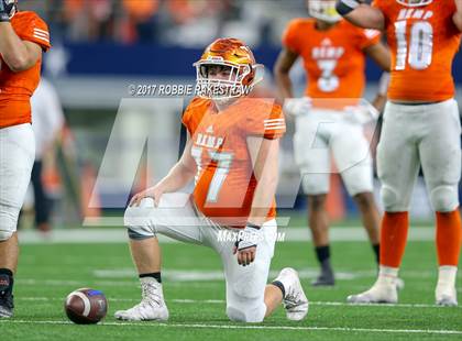 Thumbnail 1 in Brock vs. Kemp (UIL 3A D1 Semifinal) photogallery.