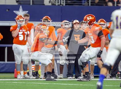 Thumbnail 3 in Brock vs. Kemp (UIL 3A D1 Semifinal) photogallery.