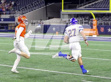 Thumbnail 1 in Brock vs. Kemp (UIL 3A D1 Semifinal) photogallery.