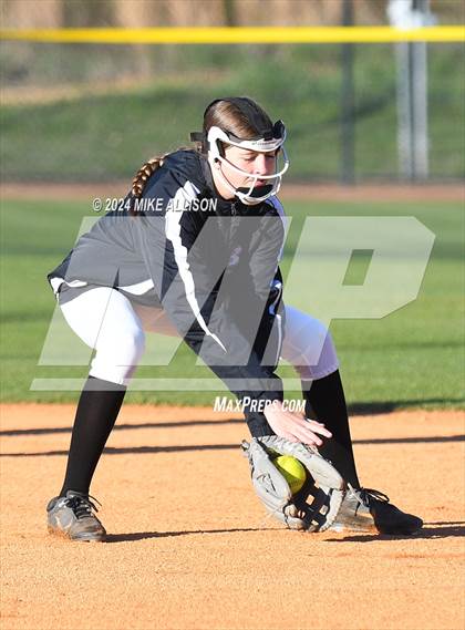 Thumbnail 1 in Christian Academy of Knoxville vs Bradley Central photogallery.