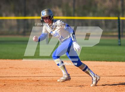 Thumbnail 1 in Christian Academy of Knoxville vs Bradley Central photogallery.