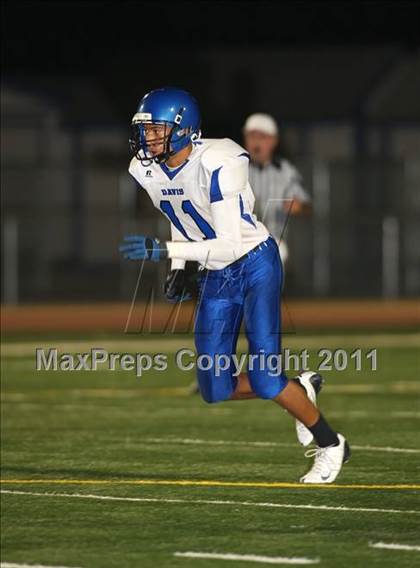 Thumbnail 3 in Davis vs. Laguna Creek photogallery.