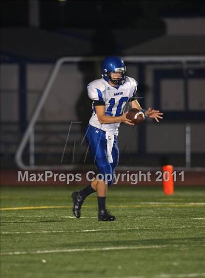 Thumbnail 3 in Davis vs. Laguna Creek photogallery.