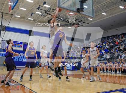 Thumbnail 3 in Decatur vs Godley (UIL 4A Bi-District Playoff) photogallery.