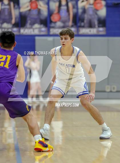 Thumbnail 2 in Decatur vs Godley (UIL 4A Bi-District Playoff) photogallery.