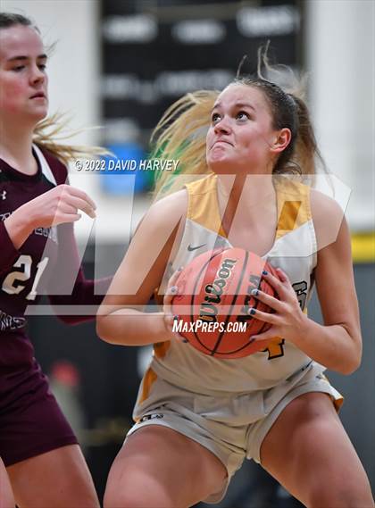 Thumbnail 2 in Green Mountain vs. Cheyenne Mountain (CHSAA 4A Second Round) photogallery.