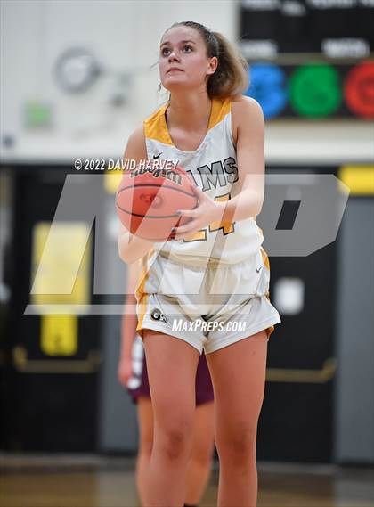 Thumbnail 3 in Green Mountain vs. Cheyenne Mountain (CHSAA 4A Second Round) photogallery.