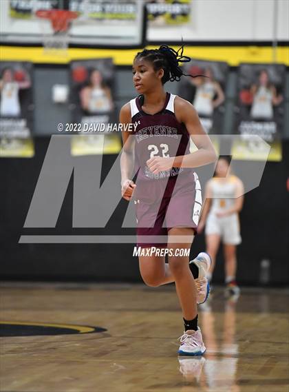 Thumbnail 2 in Green Mountain vs. Cheyenne Mountain (CHSAA 4A Second Round) photogallery.