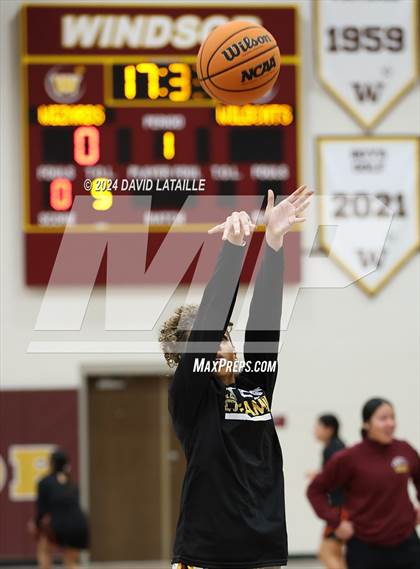 Thumbnail 2 in Greeley Central @ Windsor photogallery.