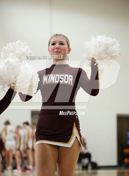 Thumbnail 2 in Greeley Central @ Windsor photogallery.