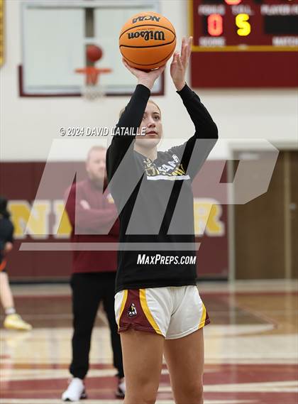 Thumbnail 1 in Greeley Central @ Windsor photogallery.