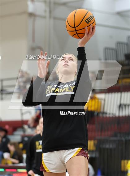 Thumbnail 3 in Greeley Central @ Windsor photogallery.