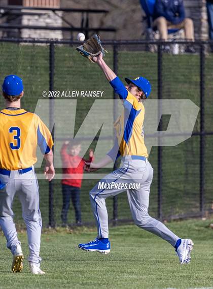 Thumbnail 3 in Newport Central Catholic @ Highlands photogallery.