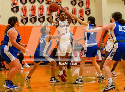 Thumbnail 3 in Highlands vs. Lanier photogallery.