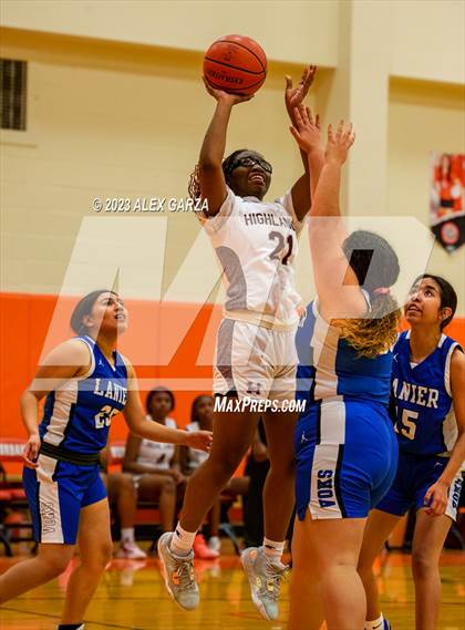 Thumbnail 3 in Highlands vs. Lanier photogallery.