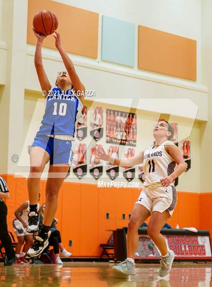 Thumbnail 1 in Highlands vs. Lanier photogallery.