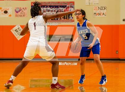 Thumbnail 1 in Highlands vs. Lanier photogallery.