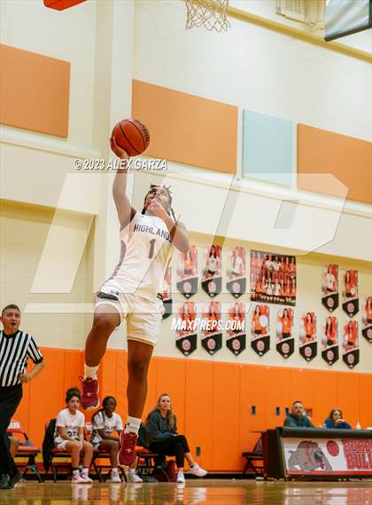 Thumbnail 1 in Highlands vs. Lanier photogallery.