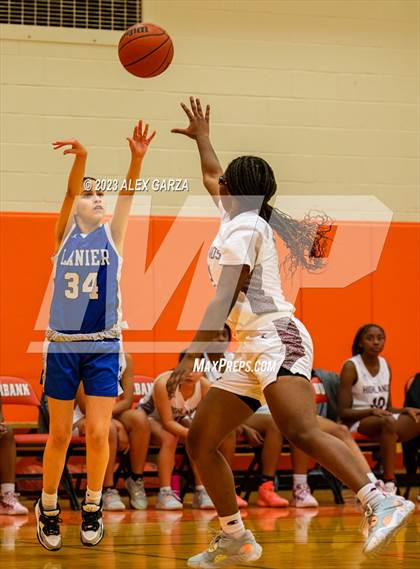 Thumbnail 2 in Highlands vs. Lanier photogallery.