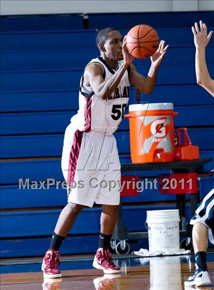Thumbnail 2 in Pearland @ Sam Rayburn (McDonald's Texas Invitational) photogallery.