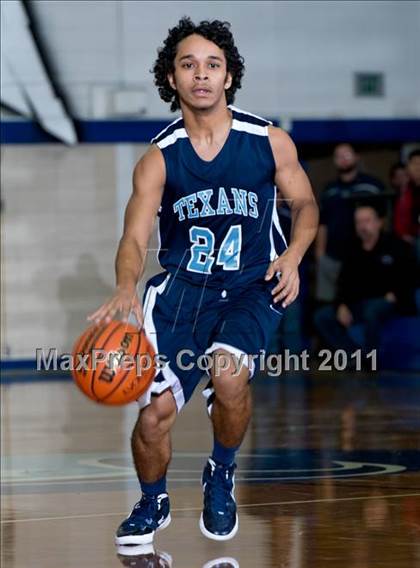 Thumbnail 2 in Pearland @ Sam Rayburn (McDonald's Texas Invitational) photogallery.